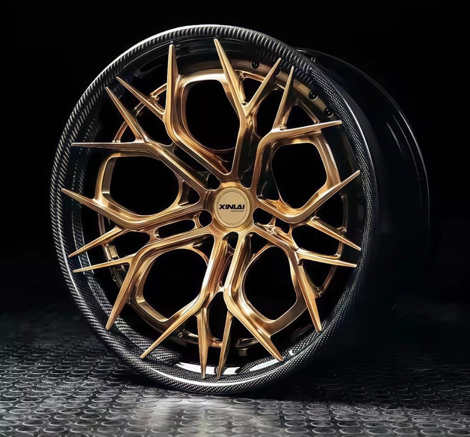 Custom forged wheel